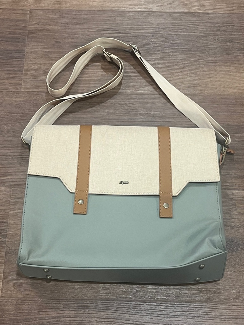 Epic Laptop beige & gray bag with adjustable strap unisex business travel work